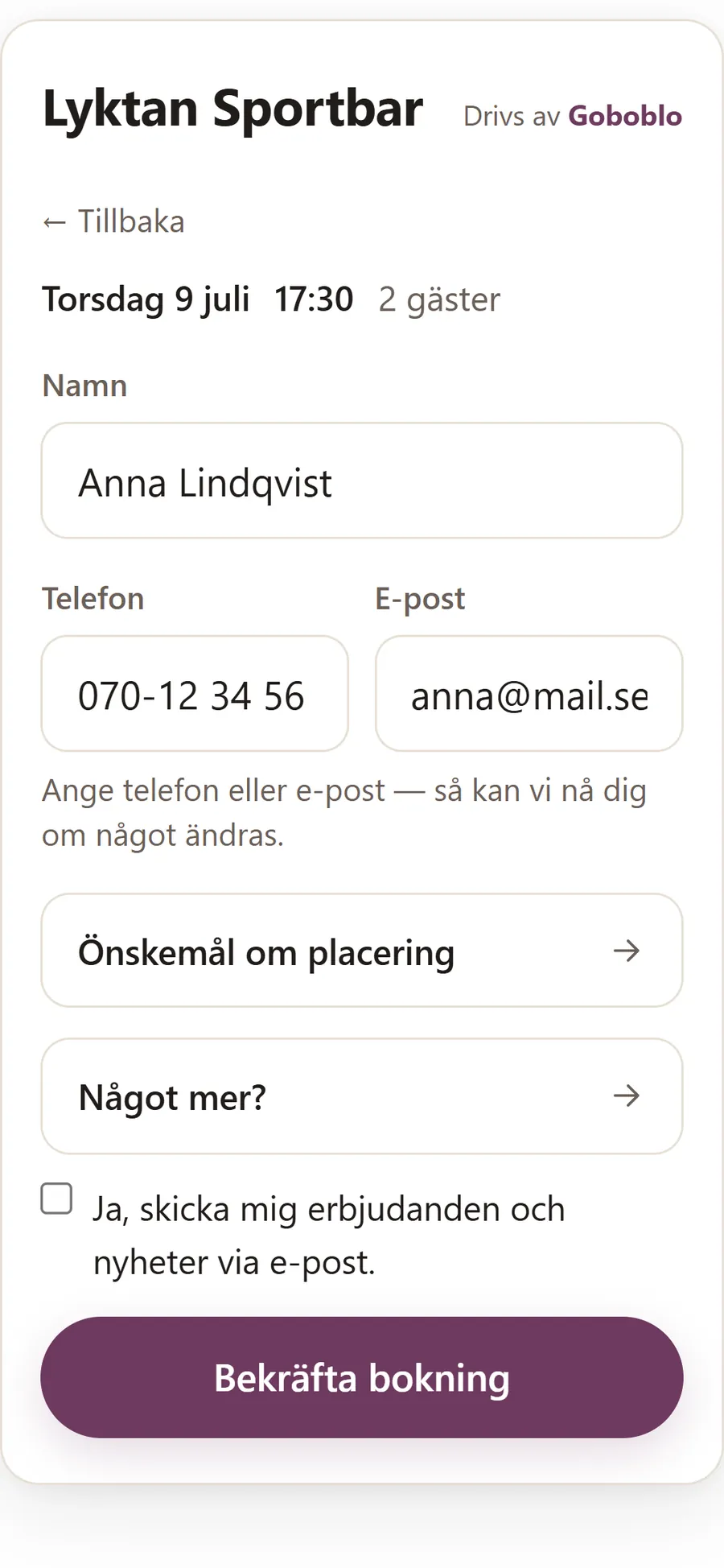 Gästen fyller i namn, telefon och önskemål och bekräftar bokningen i mobilen.