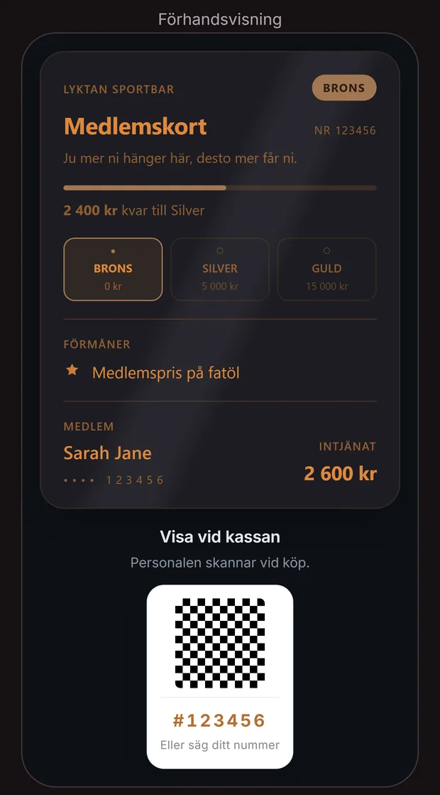 Förhandsvisningen i Goboblos medlemskort-designer: nivåerna Brons 0 kr, Silver 5 000 kr och Guld 15 000 kr, raden 2 400 kr kvar till Silver, intjänat 2 600 kr och QR-koden gästen visar i kassan